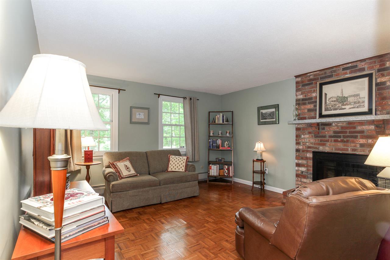 12 Daniel Road Derry, NH 03038 - Photo 6 of 39 Gallery Image 6