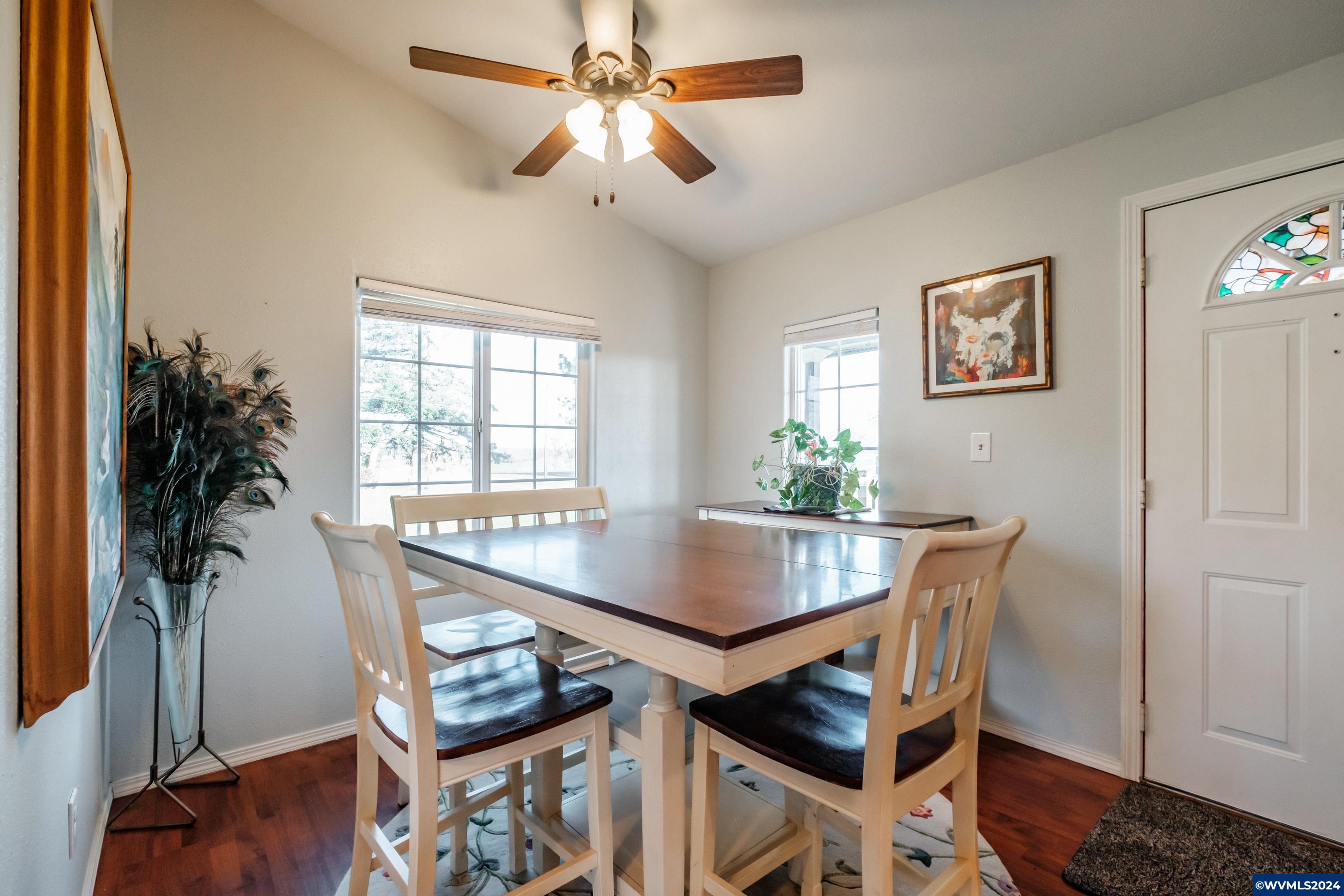 35247 Riverside Drive Albany, OR 97321 - Photo 10 of 42 Gallery Image 10