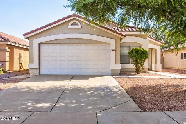 $2,195 | 1096 East Appaloosa Road, Gilbert, AZ 85296