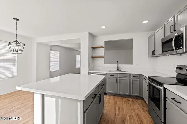 $2,195 | 1096 East Appaloosa Road, Gilbert, AZ 85296