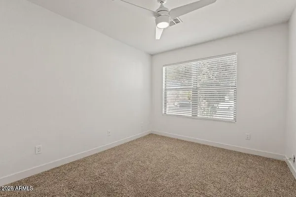 $2,195 | 1096 East Appaloosa Road, Gilbert, AZ 85296