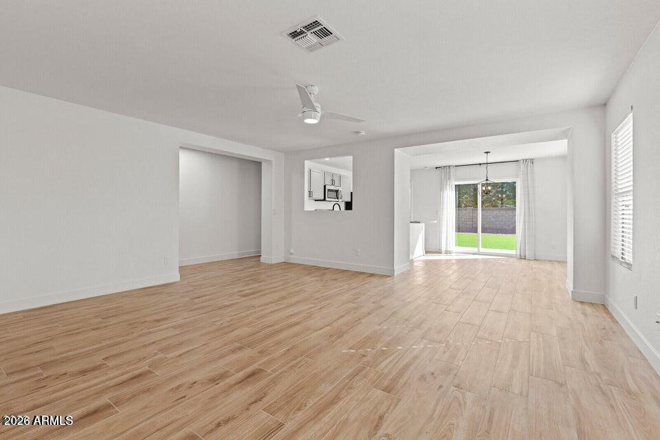 1096 East Appaloosa Road Gilbert, AZ 85296 - Photo 4 of 36 20241105195625739343000000-o