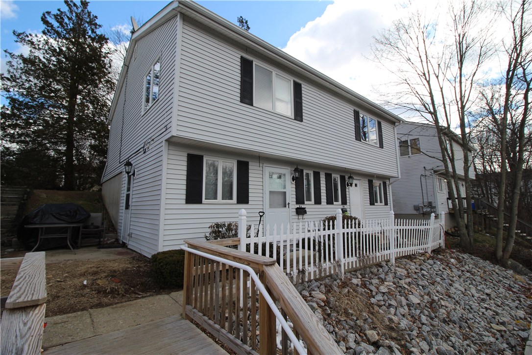 4 Beacon Street Westerly, RI 02891 - Photo 12 of 13 Gallery Image 12