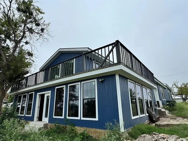 a view of walk in closet