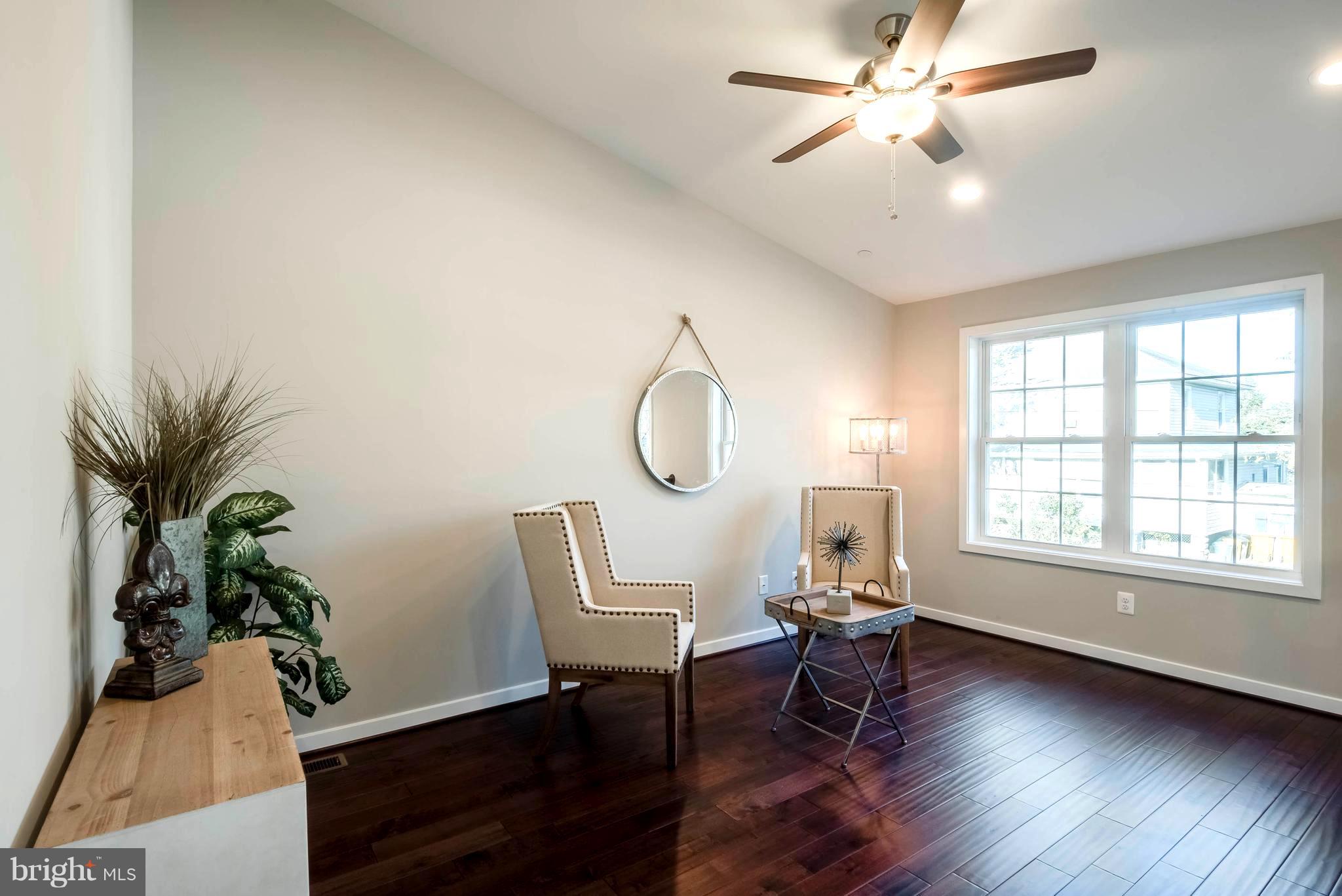 213 Meadow Road Pasadena, MD 21122 - Photo 8 of 30 Light-Filled Vaulted Living Room