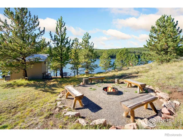 a view of a outdoor space with lounge chair
