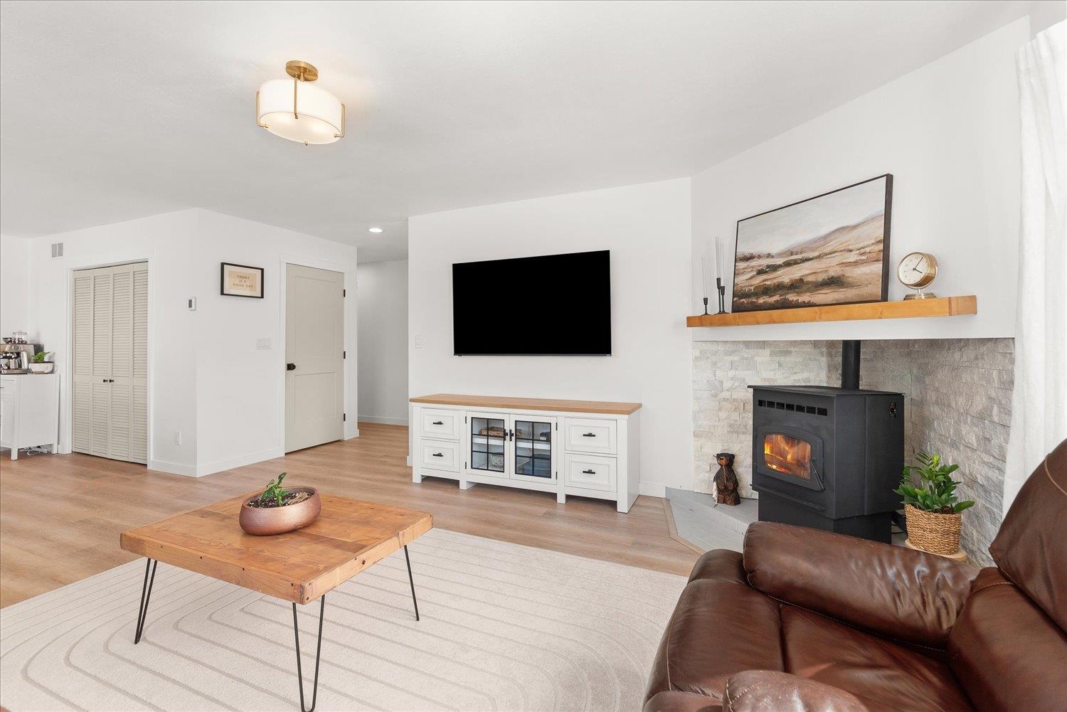 19014 North Halliday Road Mead, WA 99021 - Photo 9 of 49