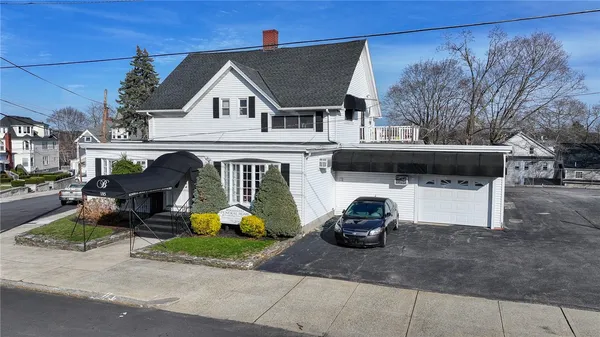 $600,000 | 185 Spring Street, Woonsocket, RI 02895