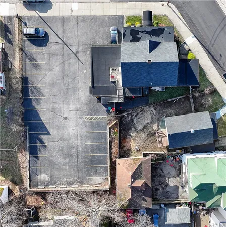 $600,000 | 185 Spring Street, Woonsocket, RI 02895