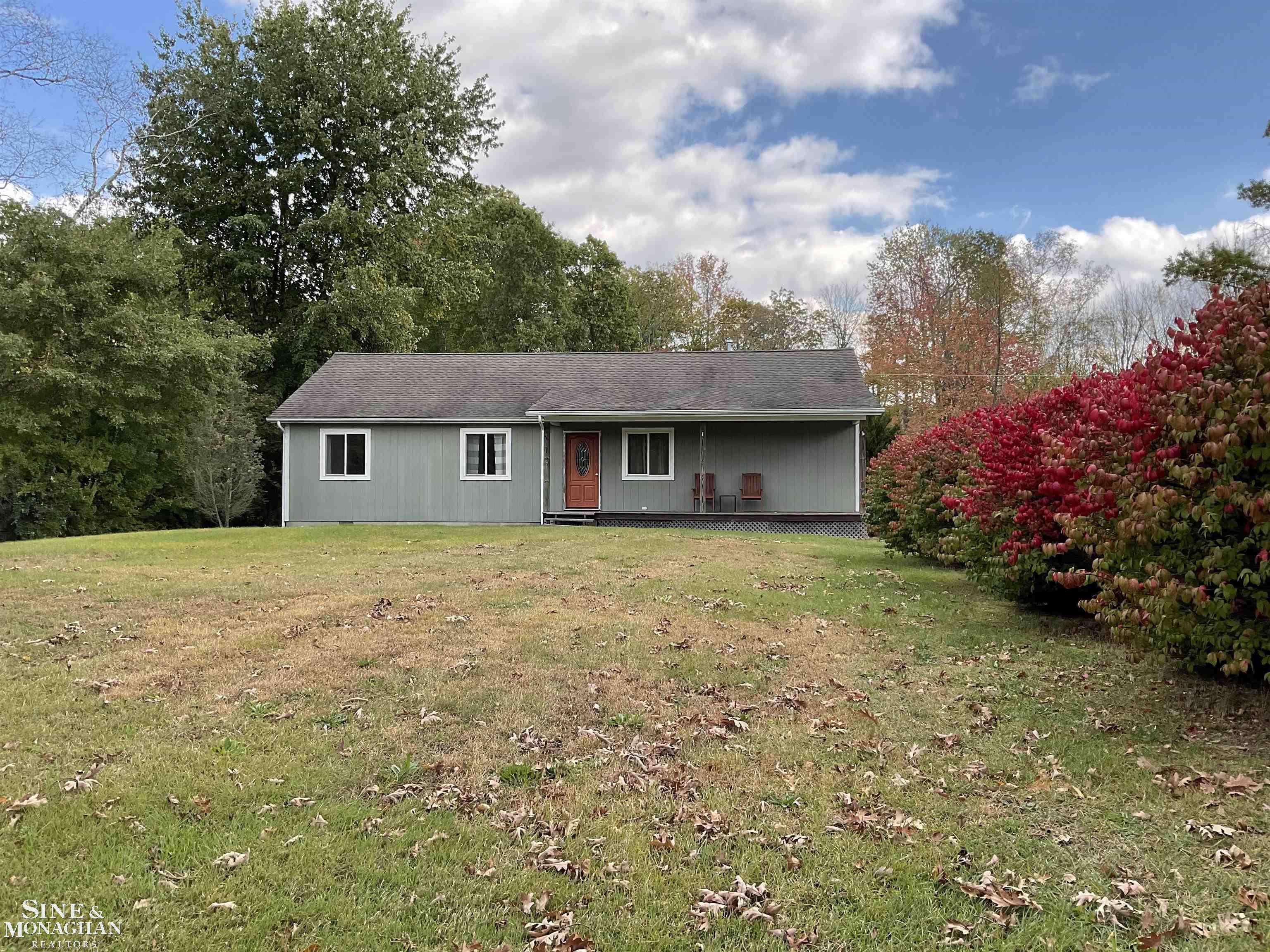 8789 Marsh Road Algonac, MI 48001 - Photo 37 of 37 50125042-36.JPG