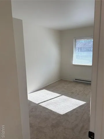 $85,900 | 8787 Sieloff Drive, Hazelwood, MO 63042