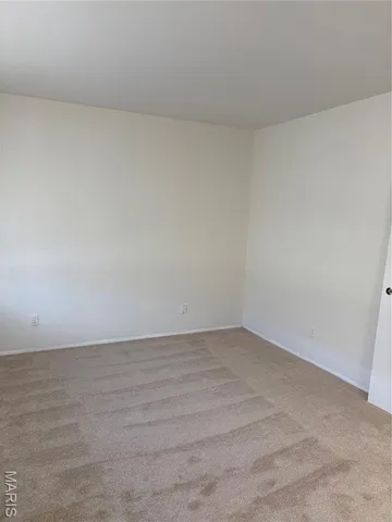 $85,900 | 8787 Sieloff Drive, Hazelwood, MO 63042