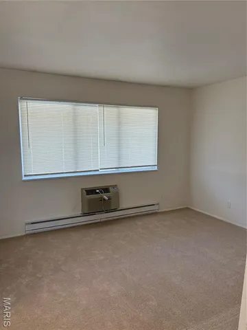 $85,900 | 8787 Sieloff Drive, Hazelwood, MO 63042