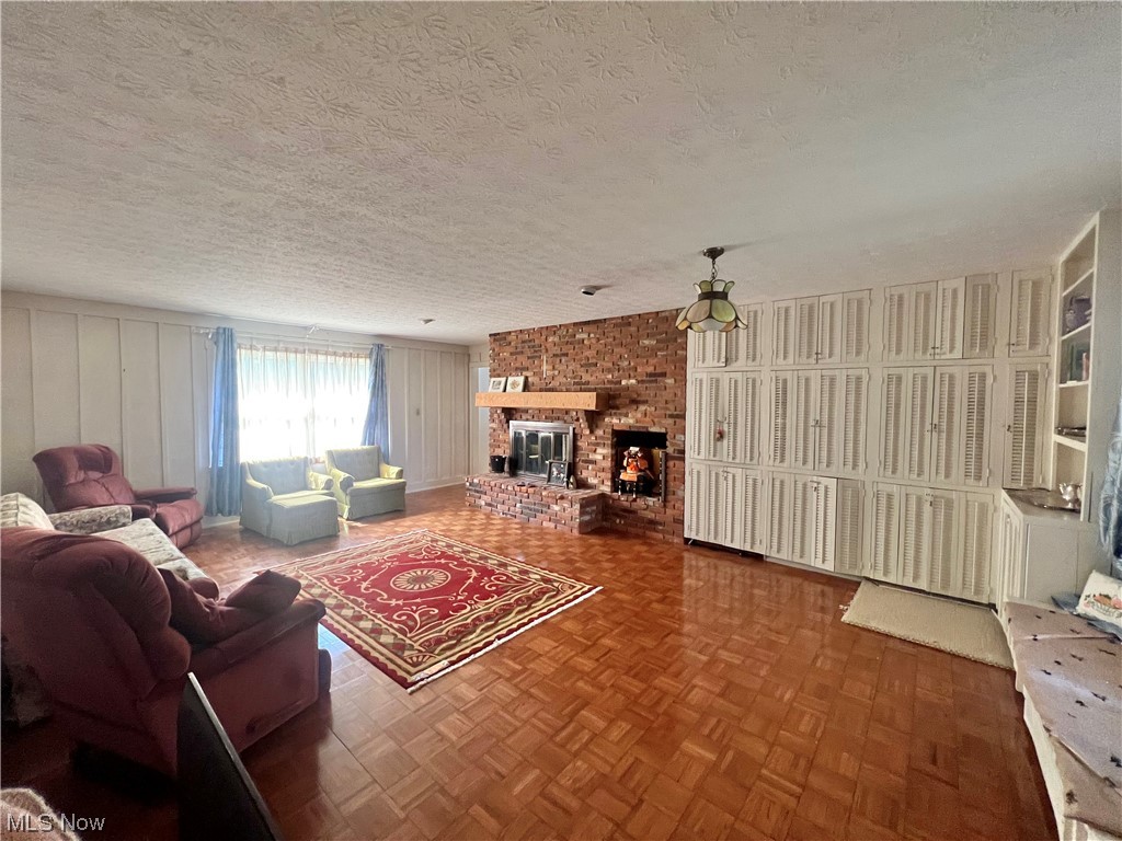 410 Holliston Road Akron, OH 44333 - Photo 12 of 26 Rec Room