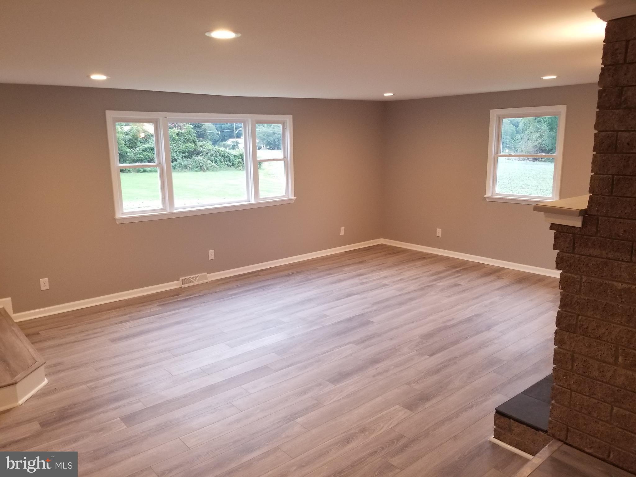 202 Asbury Road Churchville, MD 21028 - Photo 10 of 29 Living Room