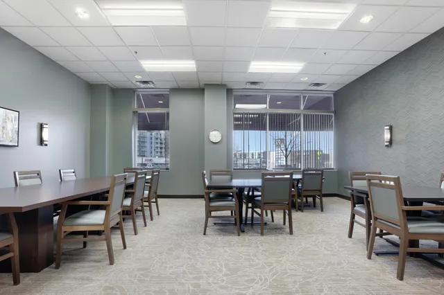 $279,900 | 6600 Lyndale Avenue South, Unit 700, Richfield, MN 55423