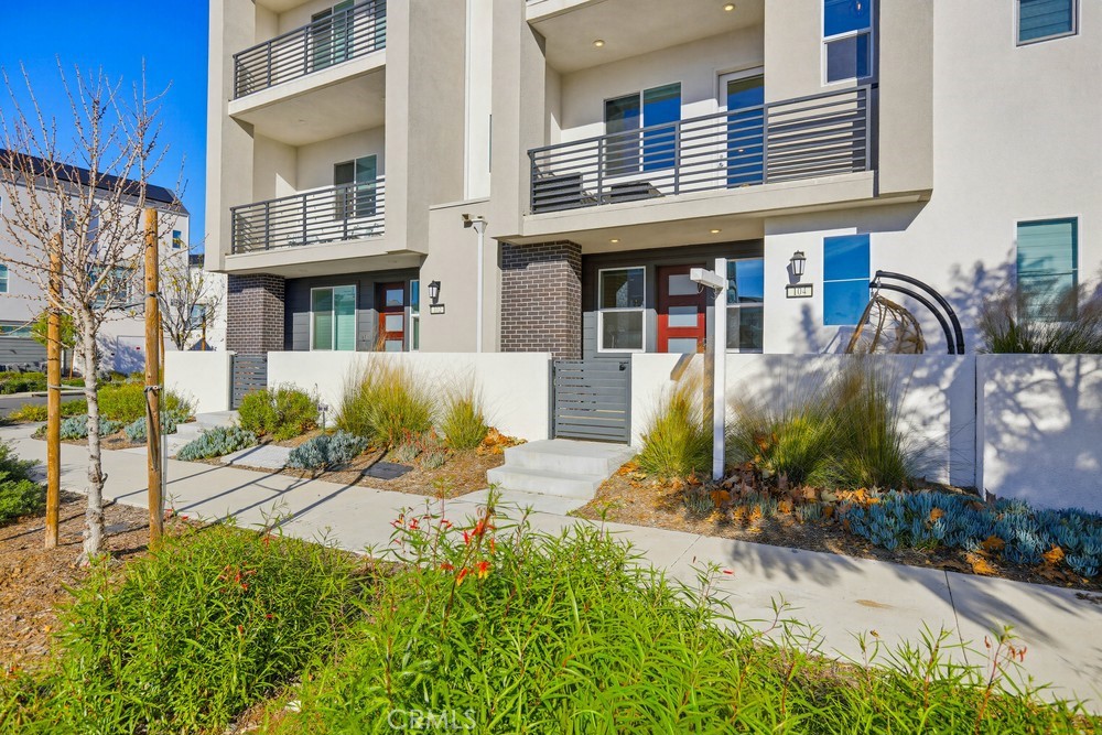 104 Restore Irvine, CA 92618 - Photo 3 of 35