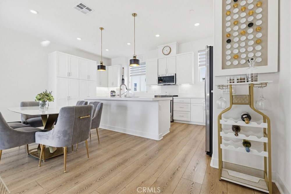 104 Restore Irvine, CA 92618 - Photo 7 of 35 Enter the 2nd floor