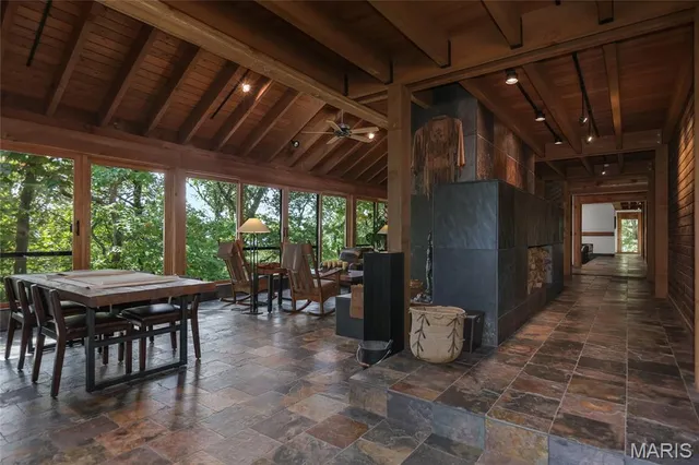 $1,650,000 | 1602 Wolf Trail Road, Wildwood, MO 63021