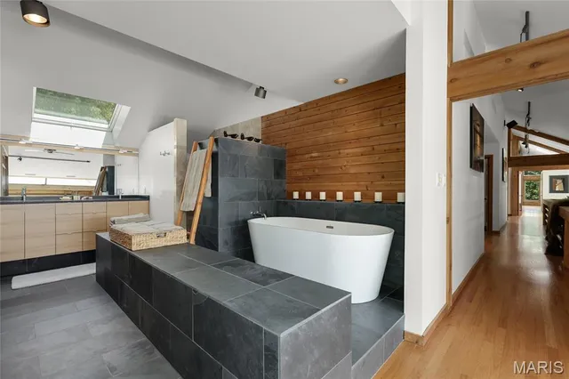 $1,650,000 | 1602 Wolf Trail Road, Wildwood, MO 63021