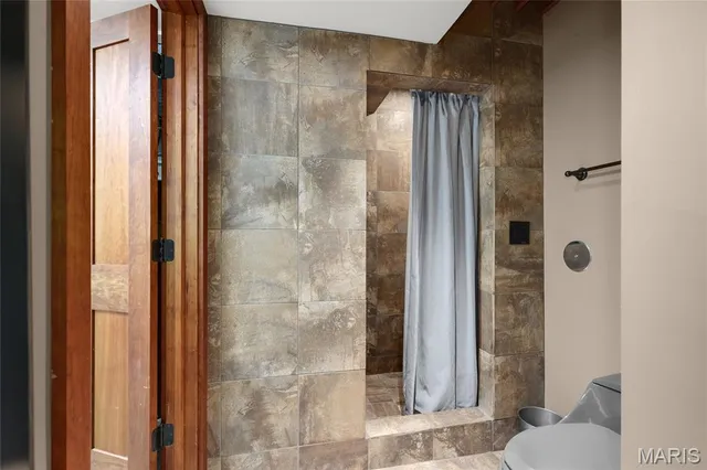 $1,650,000 | 1602 Wolf Trail Road, Wildwood, MO 63021