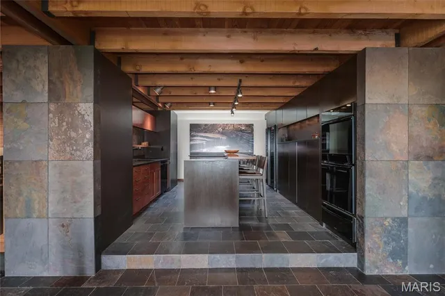 $1,650,000 | 1602 Wolf Trail Road, Wildwood, MO 63021