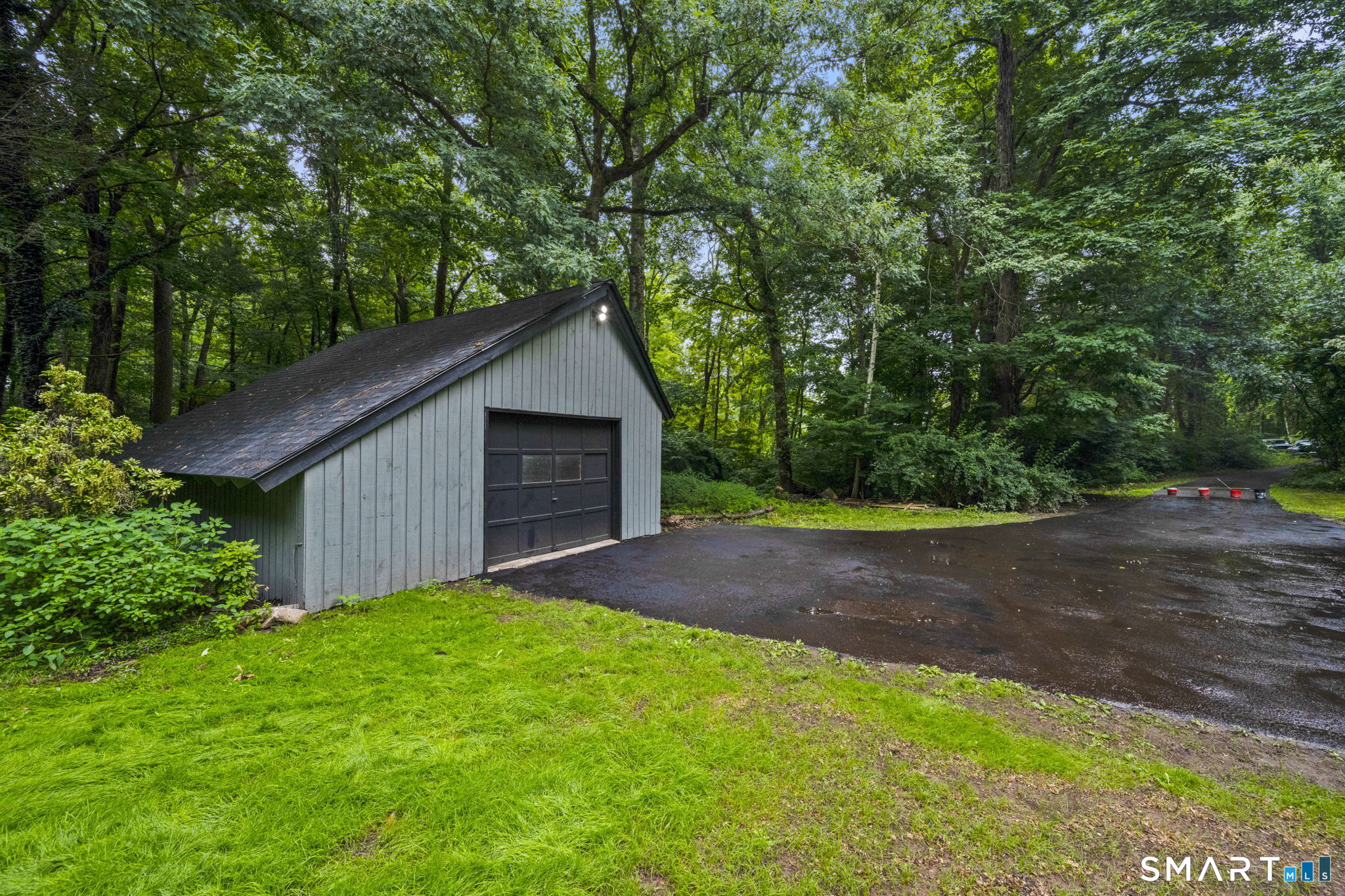 30 North Canton Road Simsbury, CT 06092 - Photo 2 of 38 "BONUS" 3rd Garage, Detached Oversized