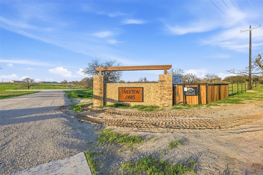 122 Guynell Ridge Decatur, TX 76234 - Photo 15 of 20
