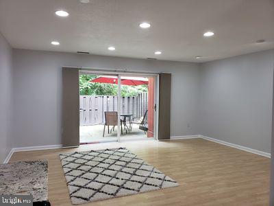 1329 Northgate Square Reston, VA 20190 - Photo 13 of 36 Living Area Accesses Rear Patio