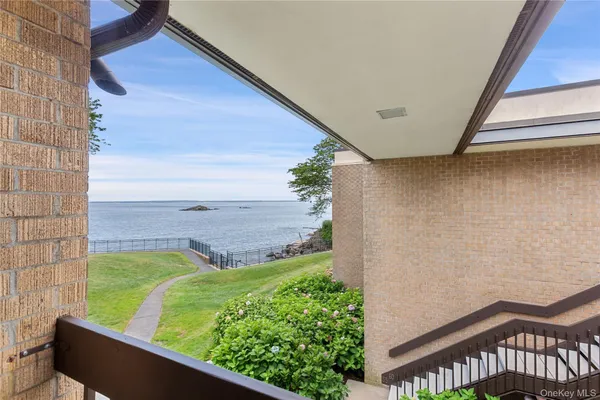 $8,950 | 55 Waters Edge, Rye, NY 10580