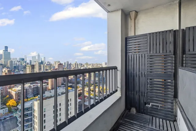 $395,000 | 1030 North State Street, Unit 35K, Chicago, IL 60610