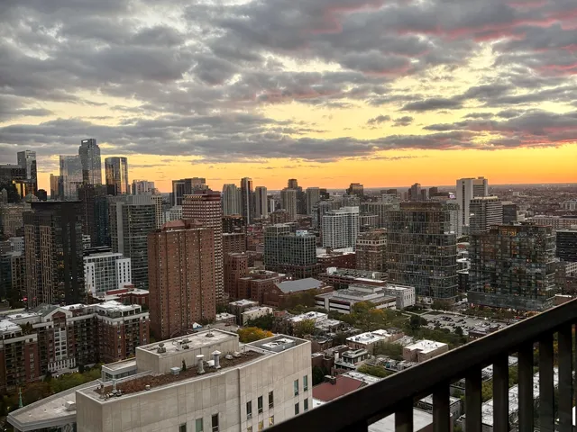 $395,000 | 1030 North State Street, Unit 35K, Chicago, IL 60610