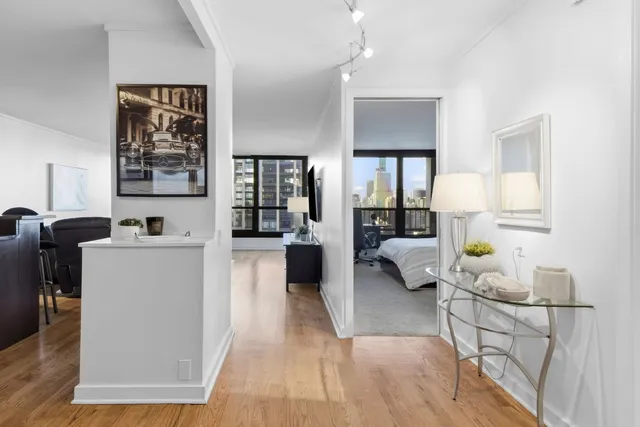 $395,000 | 1030 North State Street, Unit 35K, Chicago, IL 60610