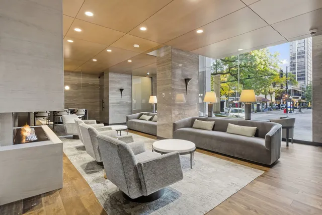 $395,000 | 1030 North State Street, Unit 35K, Chicago, IL 60610