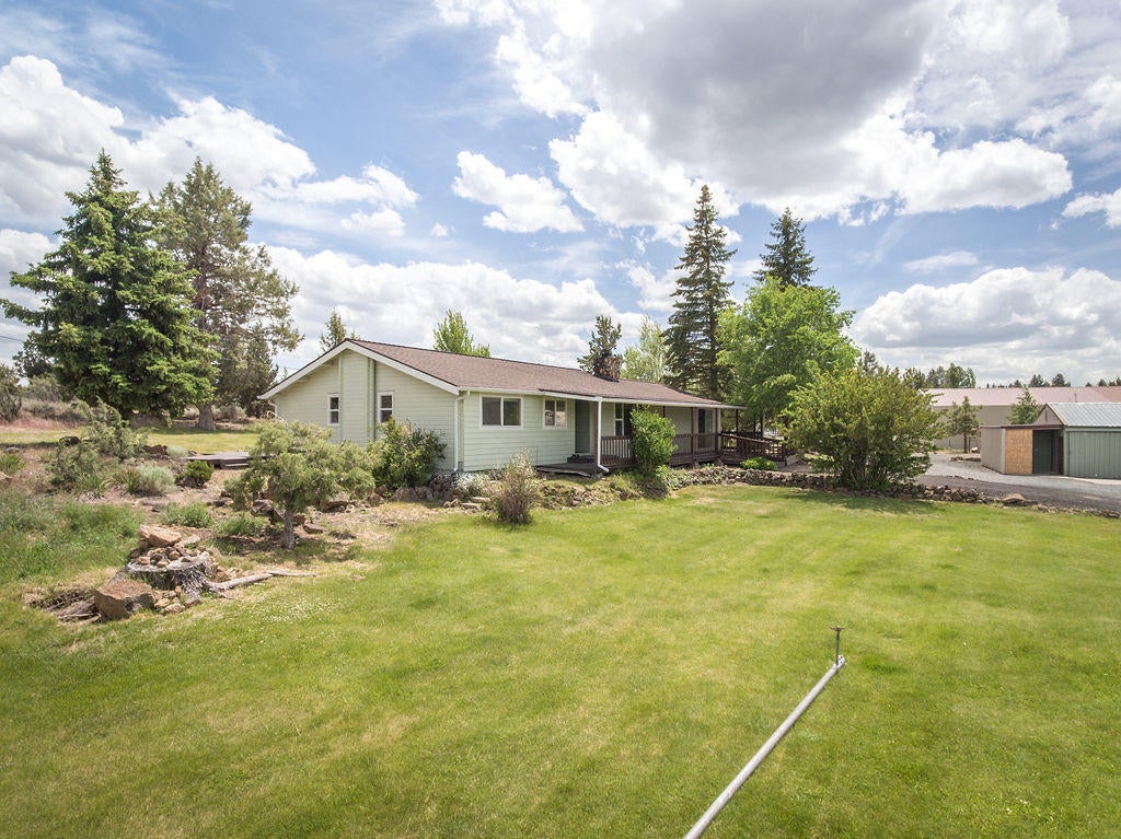 61395 Ward Road Bend, OR 97702 - Photo 1 of 56 PhotoMyListing-54