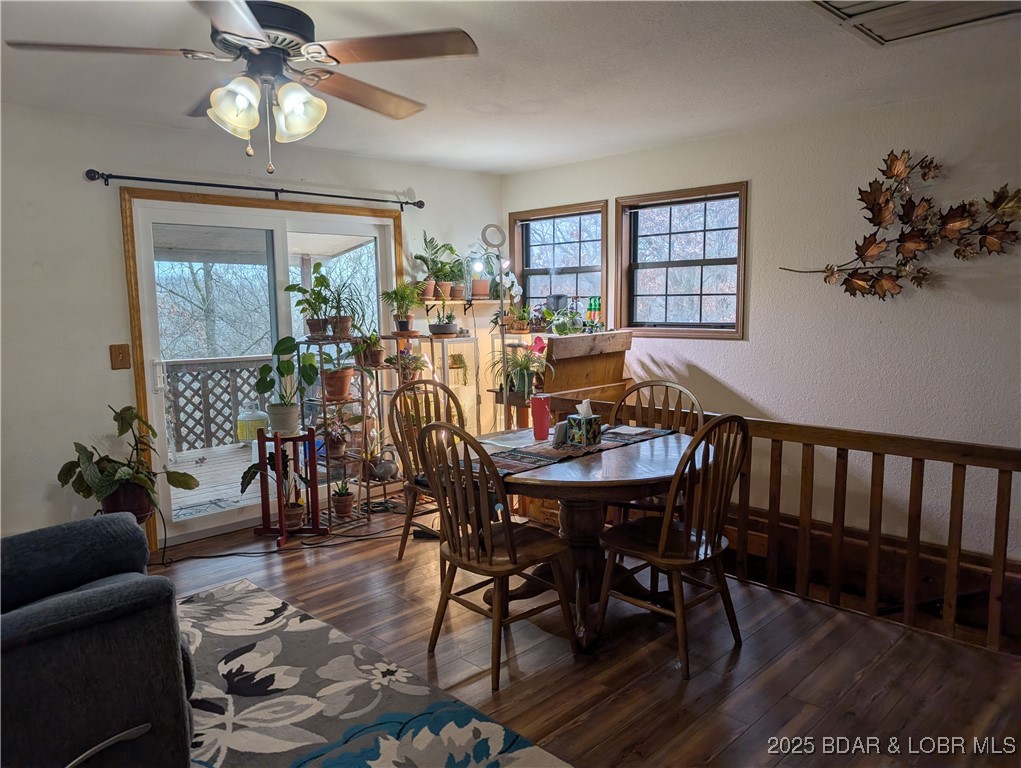 722 Riley Ridge Road Linn Creek, MO 65052 - Photo 20 of 52 Lots of room