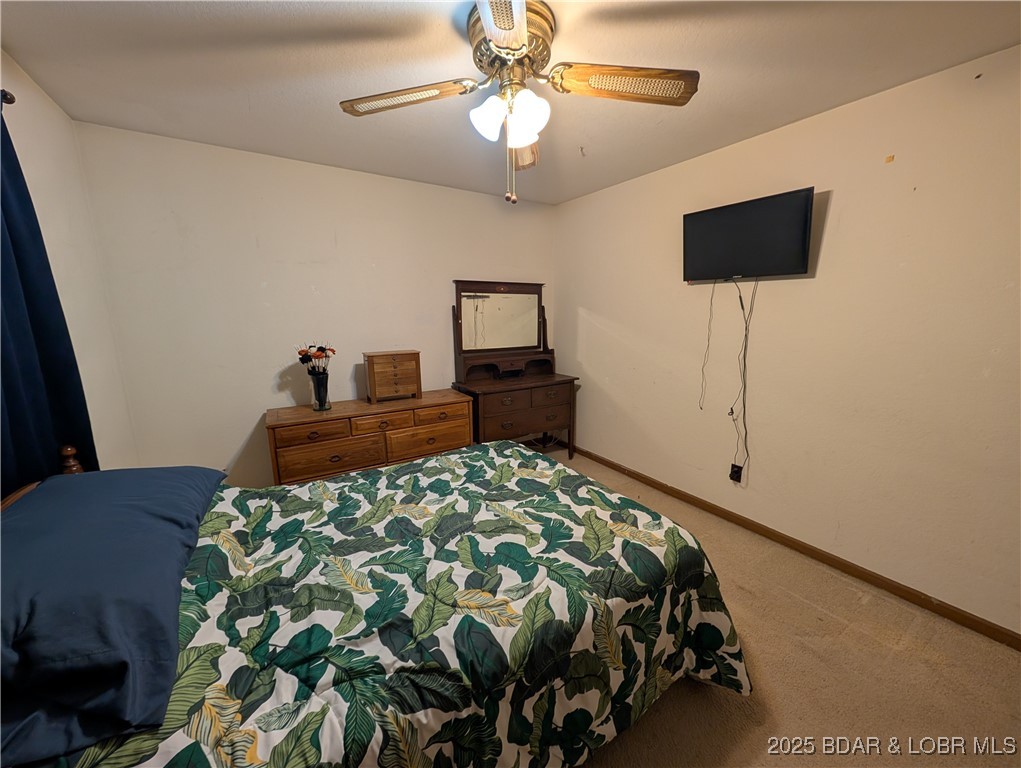 722 Riley Ridge Road Linn Creek, MO 65052 - Photo 27 of 52 Bedroom 1