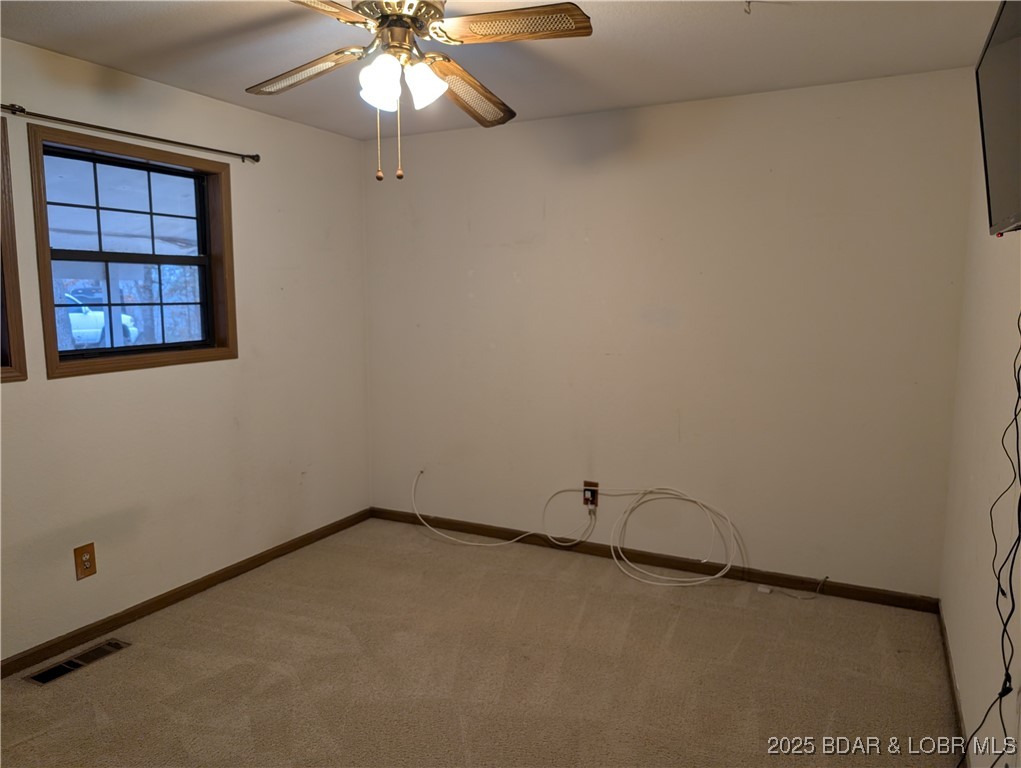 722 Riley Ridge Road Linn Creek, MO 65052 - Photo 29 of 52 Bedroom 1 - very ample space