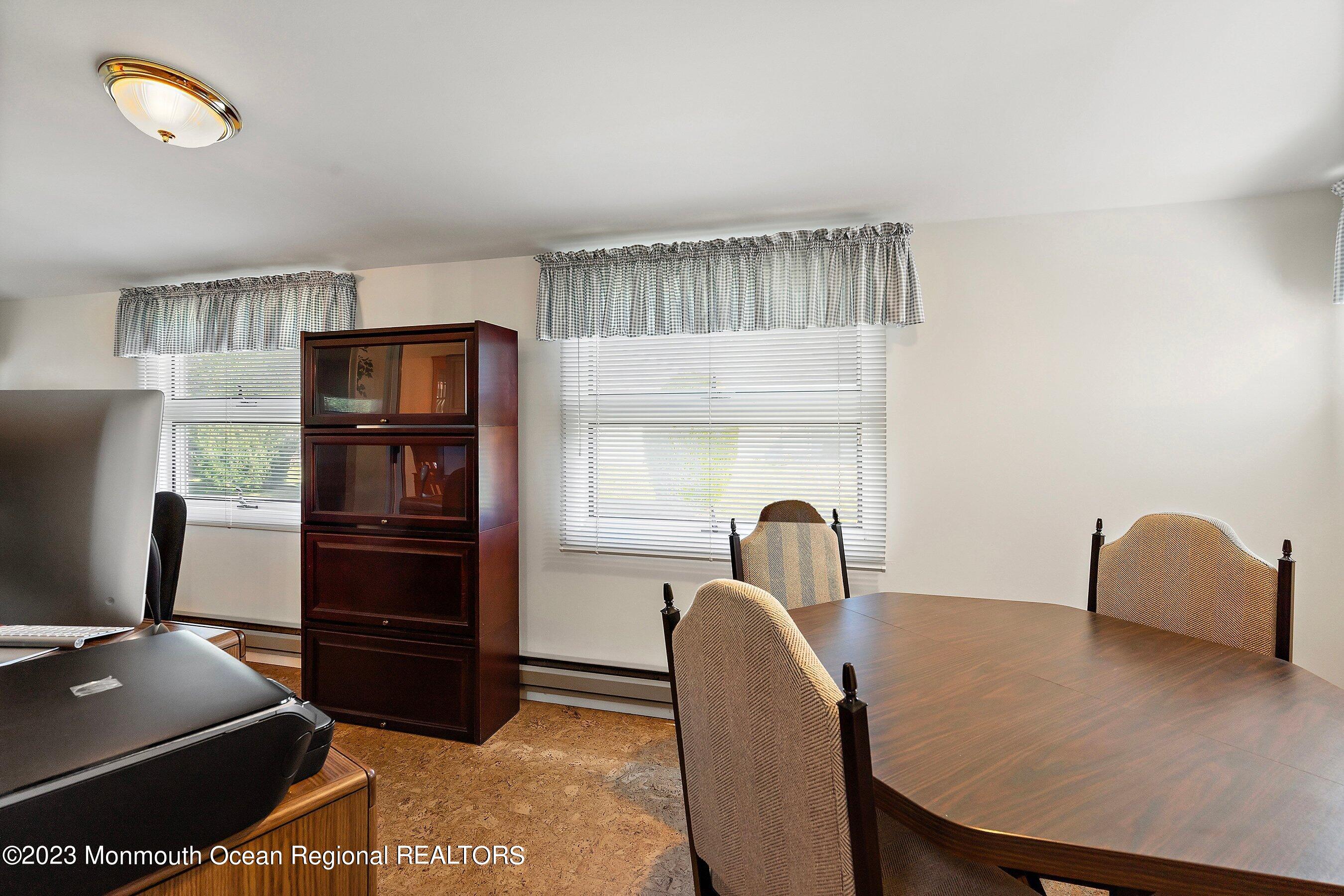 9 Amherst Road, Unit 64 Whiting, NJ 08759 - Photo 20 of 30 Sunroom 1B (1)