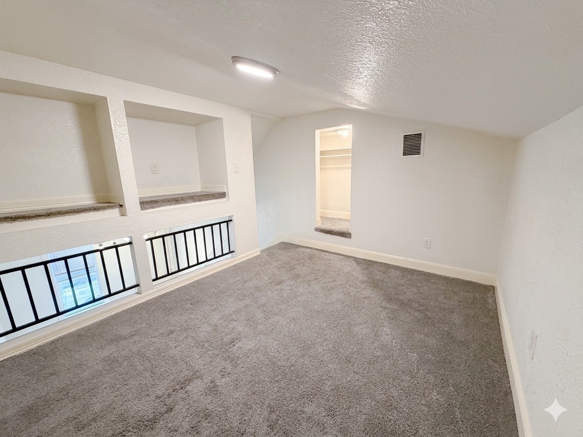 2127 Maximillian, Unit 3 Houston, TX 77039 - Photo 6 of 7