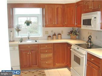 10 Holt Road Newark, DE 19711 - Photo 3 of 7 Kitchen