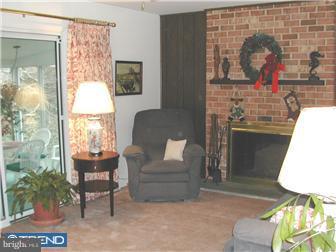 10 Holt Road Newark, DE 19711 - Photo 4 of 7 Family Room