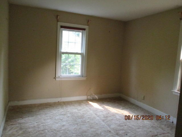 625 Aue Road Muskegon, MI 49441 - Photo 5 of 11 IMG_3664