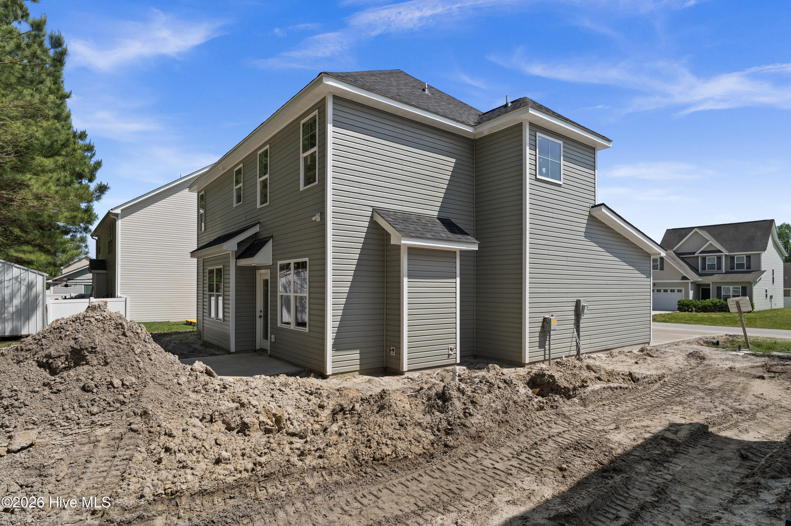 433 Peregrine Ridge Drive New Bern, NC 28560 - Photo 4 of 50 4-DSC05737