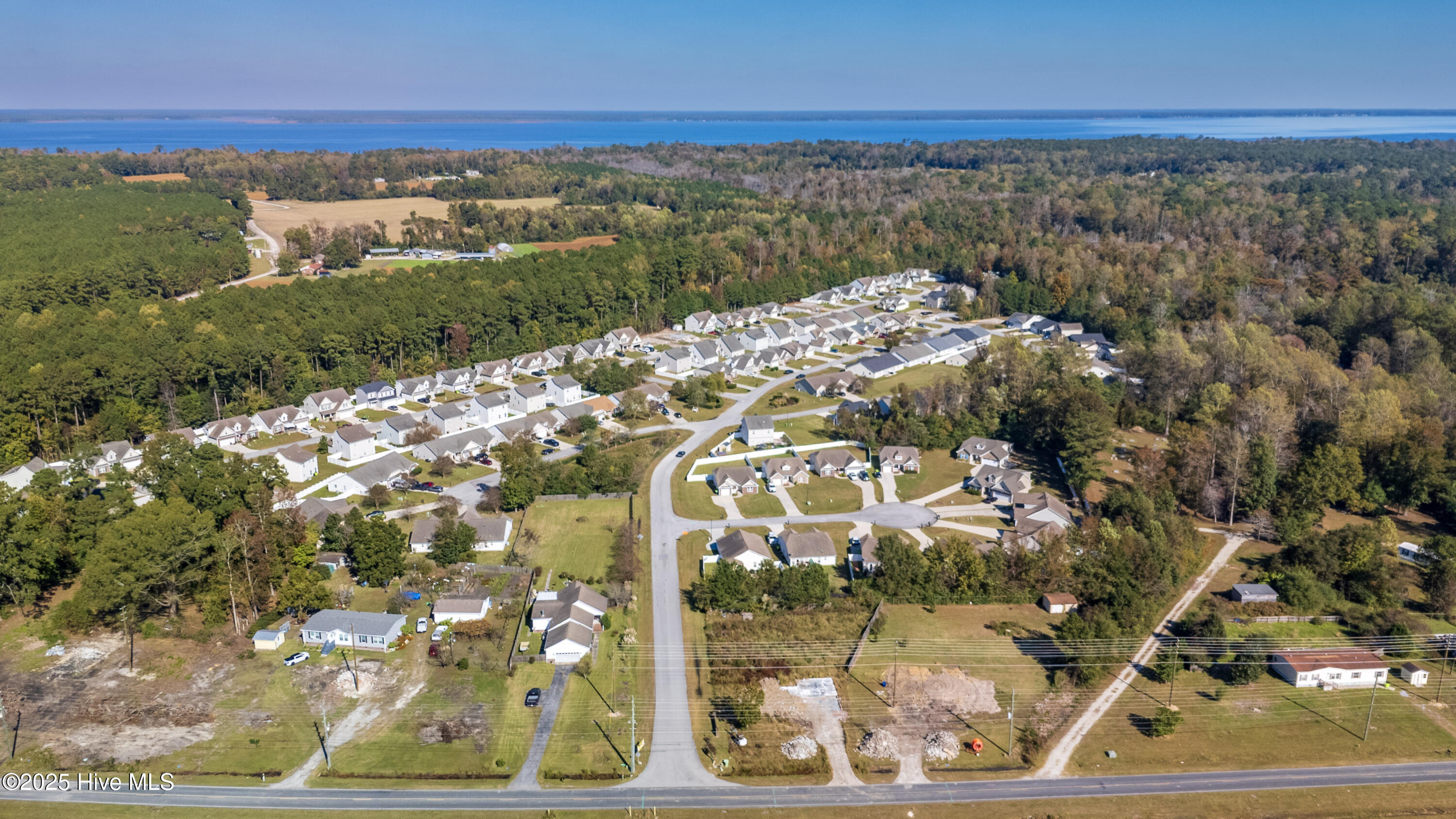 433 Peregrine Ridge Drive New Bern, NC 28560 - Photo 50 of 50 1-DJI_20251101140603_0003_D-HDR