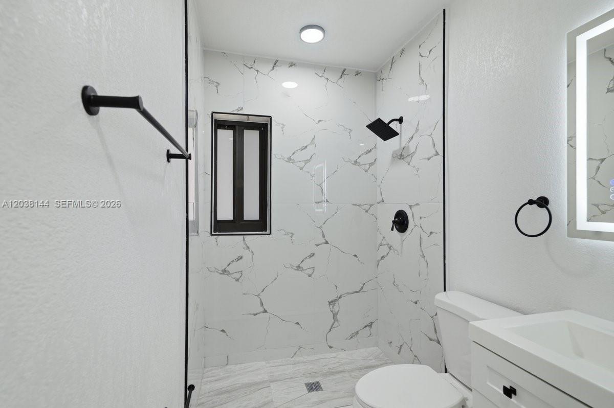 1480 Northeast 150th Street Miami, FL 33161 - Photo 2 of 30