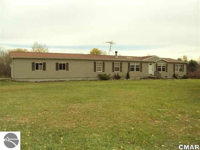 4791 South Wise Road Shepherd, MI 48883 - Photo 1 of 25 1773002.JPG