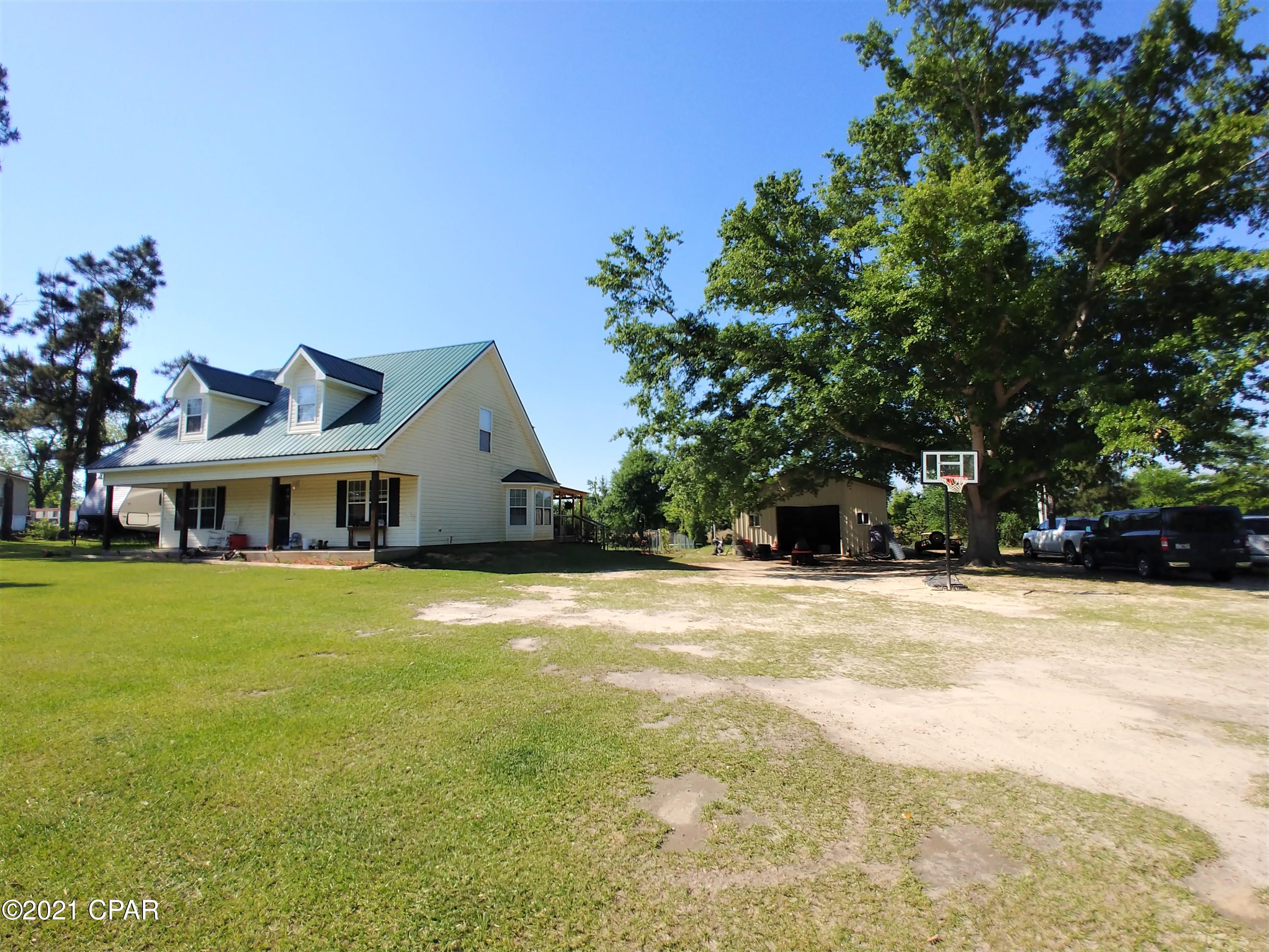 6870 Stephens Street Grand Ridge, FL 32442 - Photo 5 of 55 Gallery Image 5