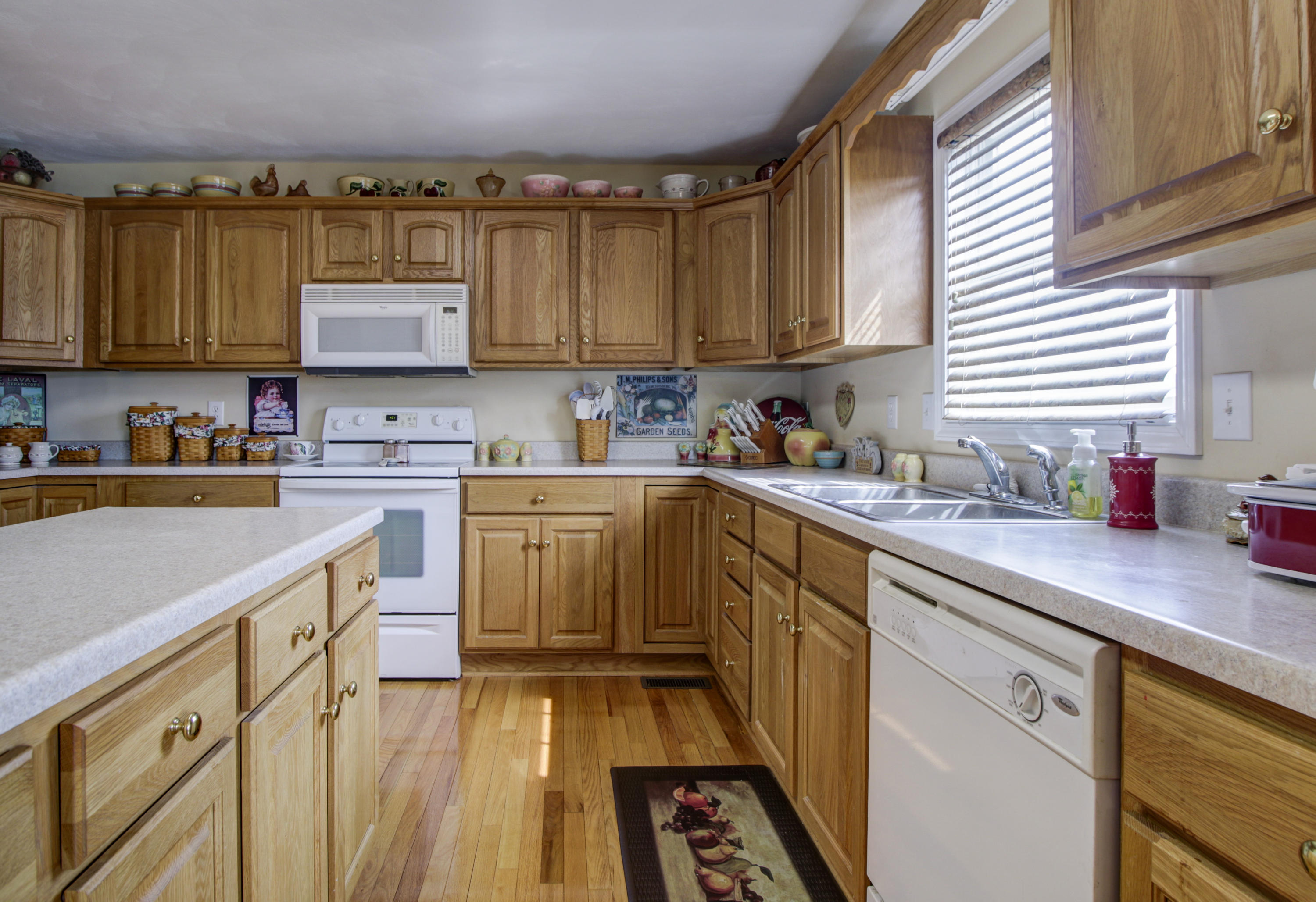 616 Castleridge Road Vinton, VA 24179 - Photo 11 of 36 _MG_0005_6_7_8_9Interior_1
