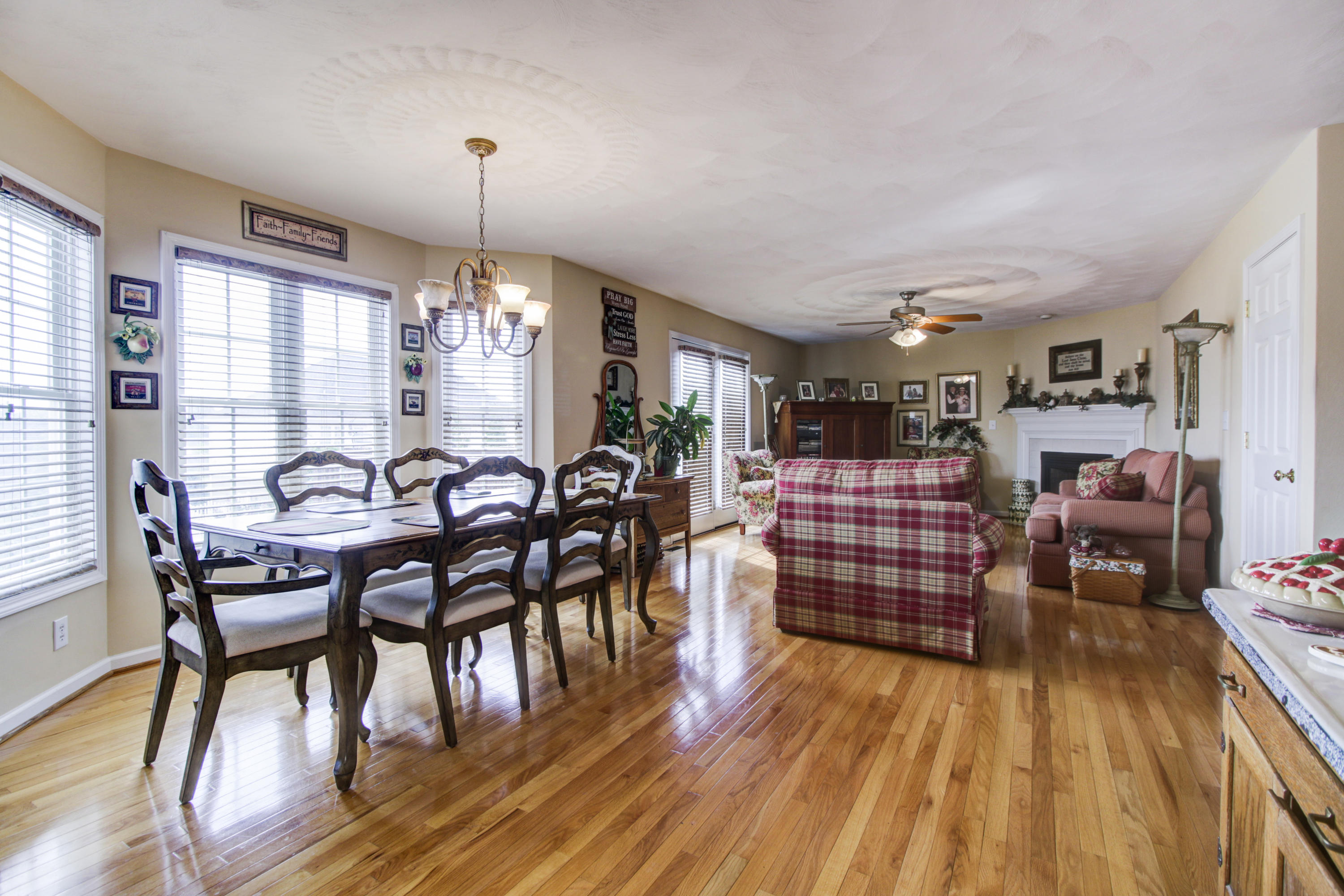 616 Castleridge Road Vinton, VA 24179 - Photo 13 of 36 _MG_0015_6_7_8_9Interior